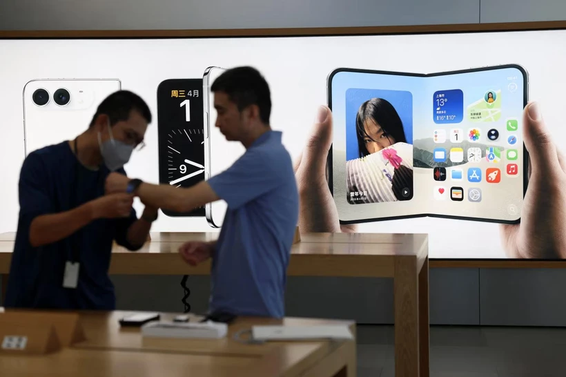 Apple iPhone Duo bilan Xitoyning buklanadigan smartfonlar bozoriga kiryapti