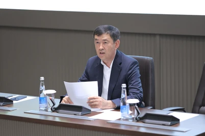 Эркинжон Турдимов вазирлик тизими ходимлари билан учрашув ўтказди
