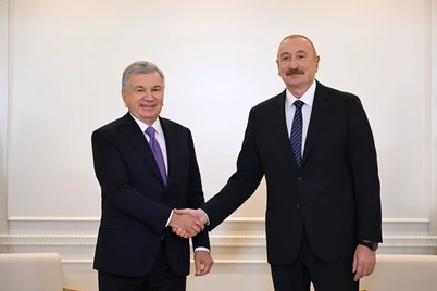 Shavkat Mirziyoyev Bokuda Ilhom Aliyev bilan uchrashdi