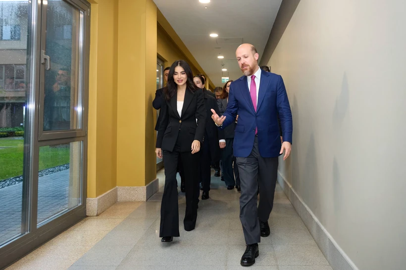Saida Mirziyoyeva Istanbuldagi Ibn Xaldun universiteti va "Yenidogʻu" maktabiga bordi