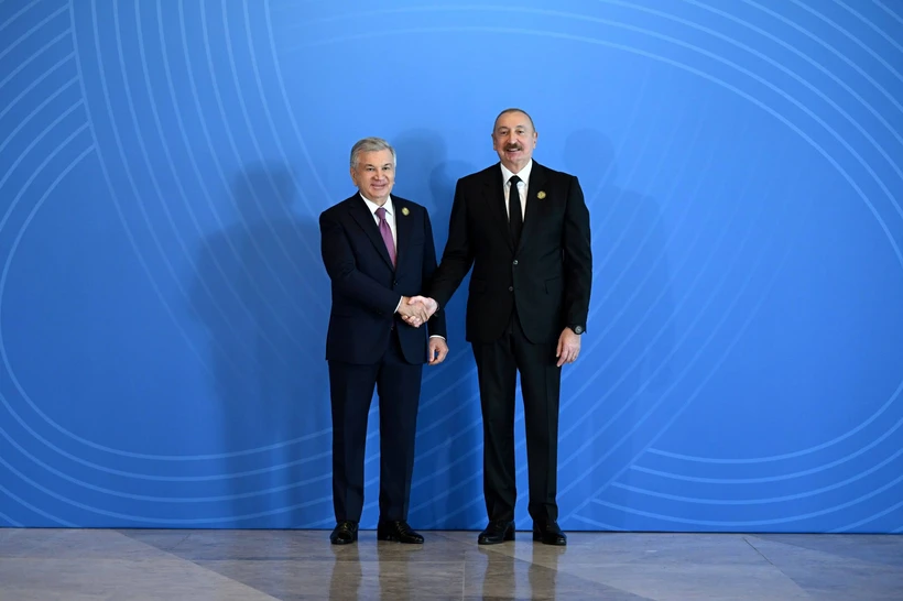 Bokuda Shavkat Mirziyoyev ishtirokida sammit boshlandi