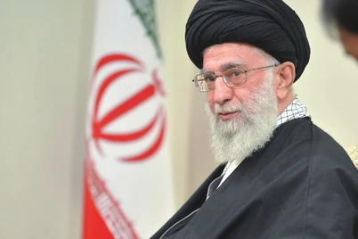 Eron oliy rahbari Isroilga "qattiq jazo" bilan tahdid qildi