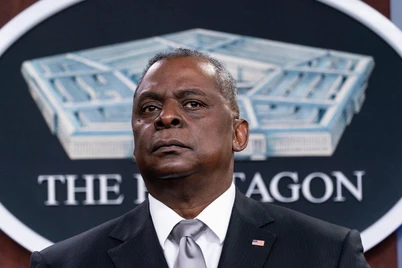 Pentagon rahbari "sirli tarzda" davolanib chiqqani maʼlum boʻldi