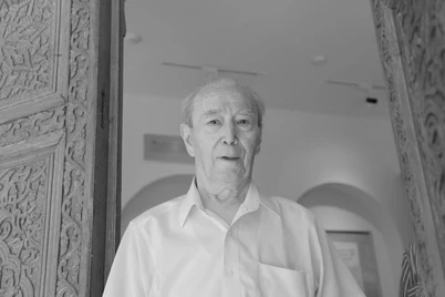 Adabiyotshunos olim Naim Karimov vafot etdi