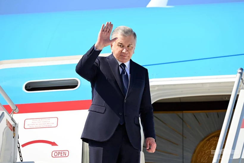 Шавкат Мирзиёев Тошкентга қайтиб келди