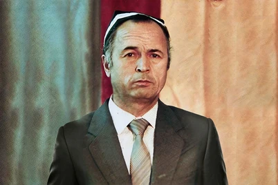 Taniqli adabiyotshunos olim vafot etdi