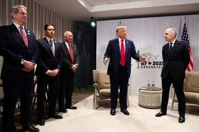 G7 sammiti: Tramp kutilmaganda ortga qaytdi, Britaniya Rossiyaga qarshi cheklovlarni kuchaytiradi