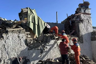 Tibetdagi kuchli yer silkinishida 53 kishi halok boʻldi