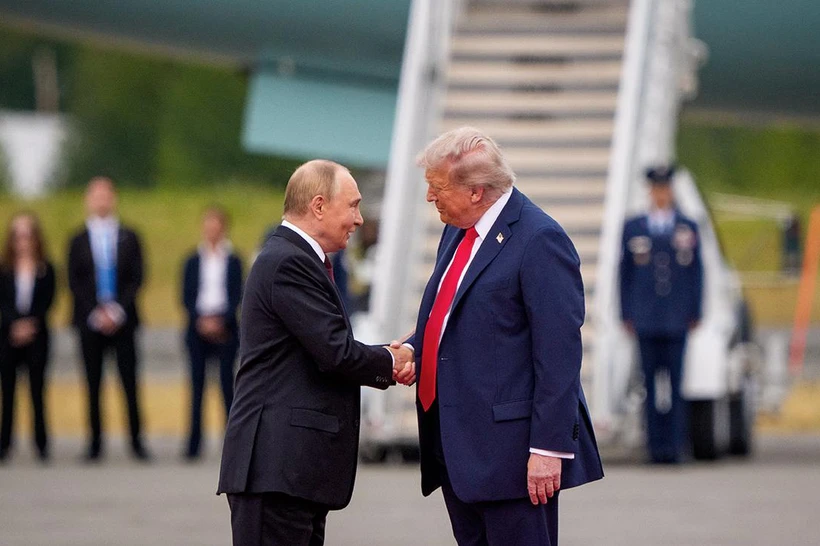 Трамп ва Путин суҳбати: АҚШ Россия билан дизел ёқилғиси бўйича келишувга эришди