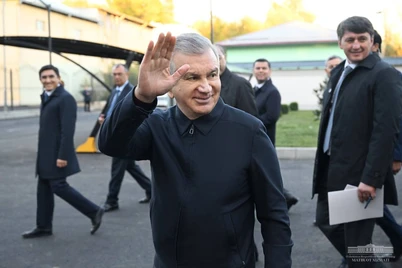 Prezident anomal sovuqda koʻchada isinganlar mahallasiga bordi
