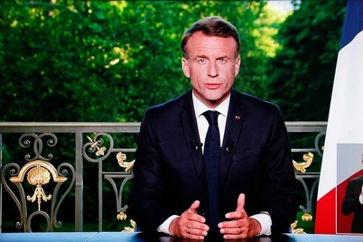 Fransiya prezidenti parlamentni tarqatib yubordi