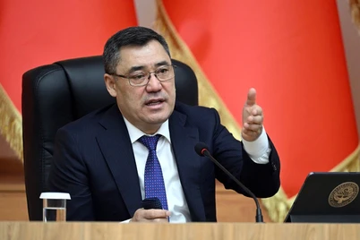 Sadir Japarov "xorijiy vakillar" toʻgʻrisidagi qonunni imzoladi