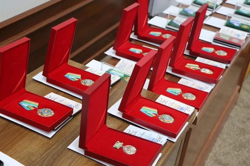 Prezident bir guruh harbiylar va huquqni muhofaza qilish sohasi vakillarini mukofotladi