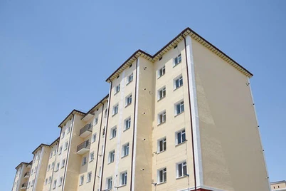 Jizzaxda 18 yoshli qiz oʻz joniga qasd qildi