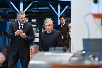 Президент Оҳангарондаги иккита корхона фаолияти билан танишди