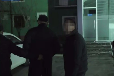 ДХХ рақобат қўмитаси мансабдорини қўлга олди