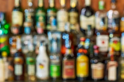 Alkogol mahsulotlarini reklama qilgan korxona jarimaga tortildi