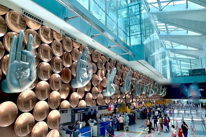 Oʻzbekistonlik ayol Dehli aeroportidagi voqea sabab hibsga olindi