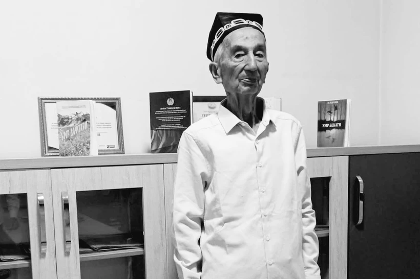 Shoir Nusrat Abdusalom olamdan oʻtdi