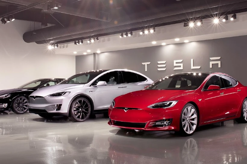 Tesla 2,2 млн доллар жаримага тортилди
