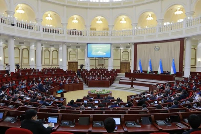 Deputatlar Oʻzbekiston Respublikasi referendumini oʻtkazish haqida qaror qabul qildi