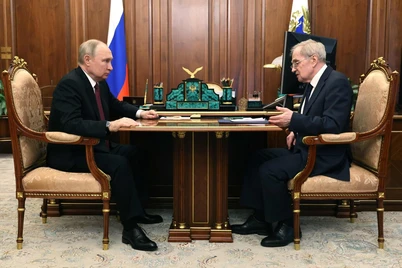 Putin sobiq sovet respublikalari davlatchiligiga shubha bildirdi