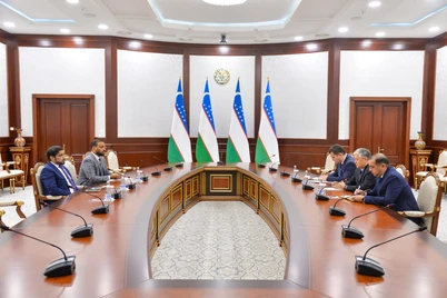 Tashqi ishlar vaziri oʻrinbosari BAA elchisi bilan uchrashdi