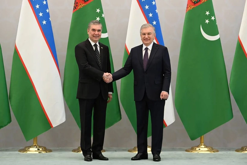Shavkat Mirziyoyev Gurbanguli Berdimuhamedov bilan muzokara oʻtkazdi