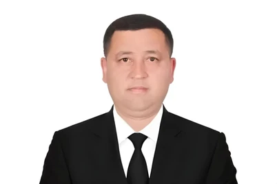 Давронбек Сатторов Пахтаобод тумани ҳокими бўлди