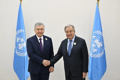 Prezident Turkmanistonda muhim uchrashuvlar oʻtkazdi