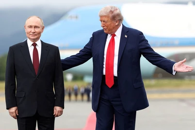 Путин ва Трамп Аляскада учрашди: асосий маълумотлар