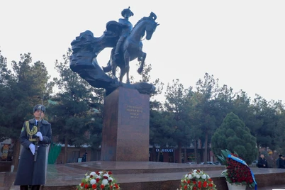 Bobur haykalini koʻchirishda ilmiy kengash bilan kelishish kerak