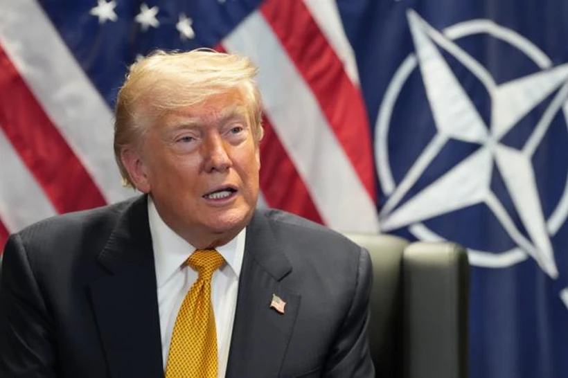 Трамп Эронга қарши "энг ҳалокатли иқтисодий операция" бошланганини эълон қилди