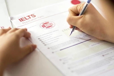 Oʻzbekistonda IELTS imtihonini qogʻozda topshirish bekor qilinmoqda