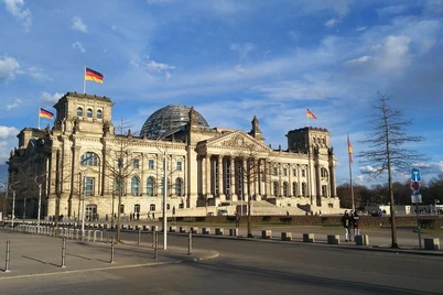 Germaniya ikki yilda Ukrainaga 9 mlrd yevro beradi