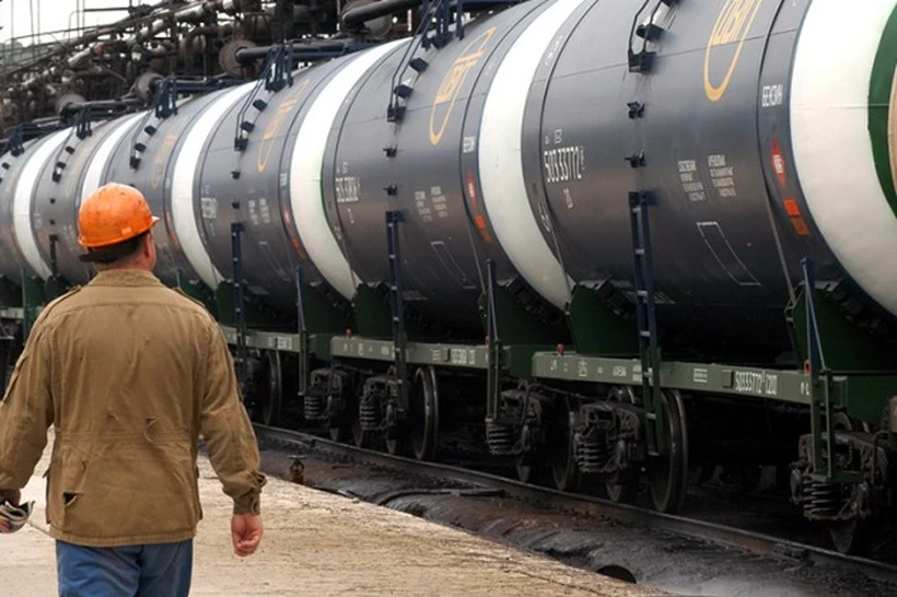Қозоғистон Россияни четлаб ўтиб, Хитой ва Эронга нефть экспортини ривожлантиришни режалаштирмоқда