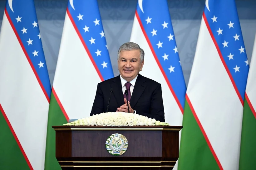 Президент Осиё ўйинлари иштирокчиларини тарихий натижа билан табриклади