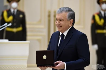 Shavkat Mirziyoyev qozogʻistonlik bir guruh arboblarni mukofotladi