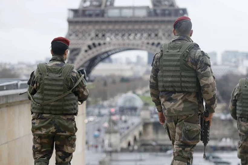 Fransiyada terror tahdidining eng yuqori darajasi joriy etildi
