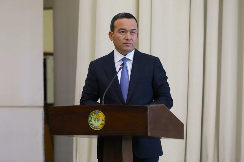 Hamma tonnalab shakar yeb yotibdi – Surxondaryo hokimi