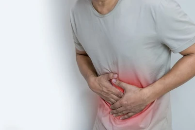 Gastrit saratonga olib kelishi mumkin: shifokor muhim tavsiyalarni eʼlon qildi