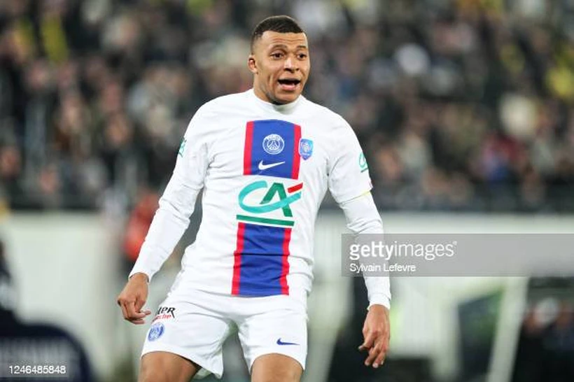 Mbappe faoliyatida birinchi bor penta-trik qayd etdi