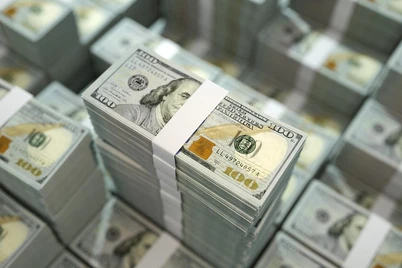 Oʻzbekistonda dollar kursi tarixiy chegarani bosib oʻtdi