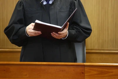 Xonobod shahar sudi raisining vakolati toʻxtatildi