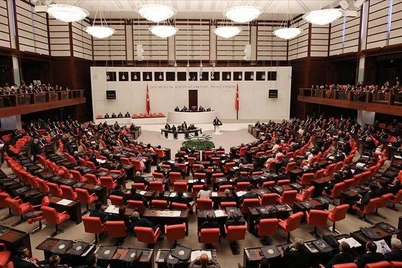 Turkiya parlament komissiyasi Shvetsiyaning NATOga qoʻshilishini maʼqulladi