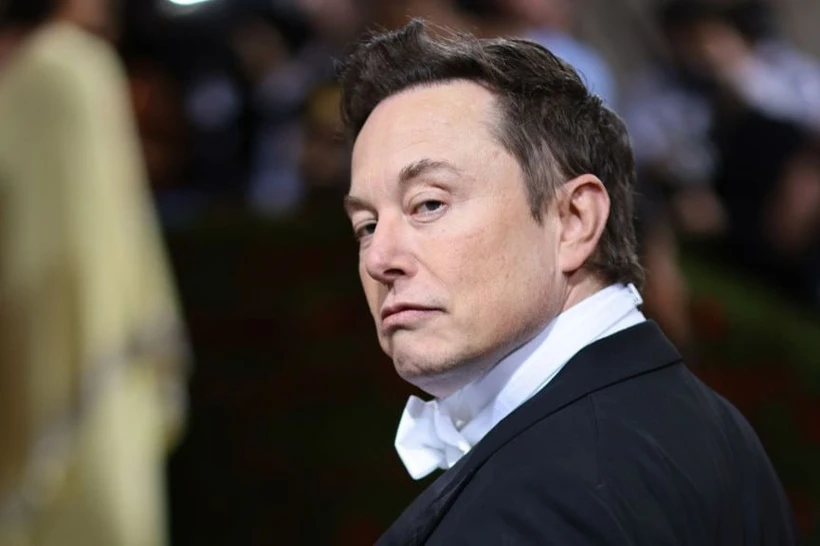 Ilon Mask Twitter bosh direktori lavozimini tark etadi