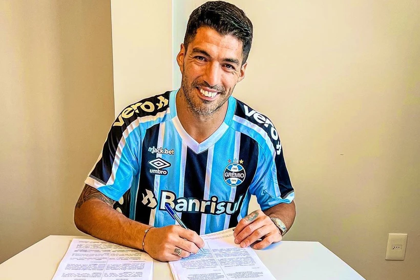 Luis Suares «Gremio» bilan shartnoma imzoladi