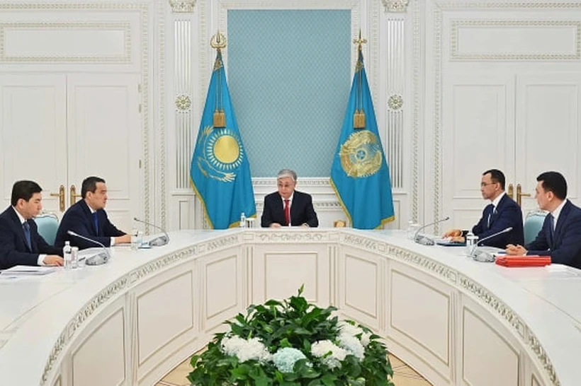 Тоқаев Қозоғистон парламенти қуйи палатасини тарқатиб юборди