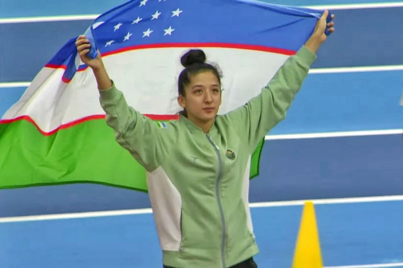 Шарифа Давронова катталар ўртасида Осиё чемпиони бўлди