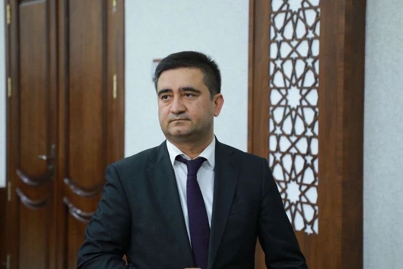 Шофиркон туманига янги ҳоким тайинланди